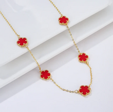 Load image into Gallery viewer, CloveLux™ Clover Necklace
